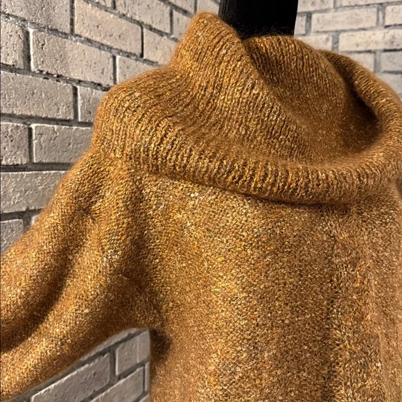 Evan Picone Brown Cowl Neck Sweater - Picture 5 of 9